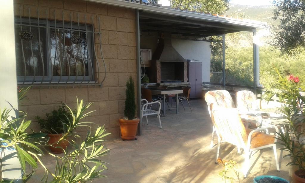 Sunny Holiday Home Kalamata Exteriör bild